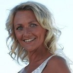 Kvindeklumme af Karen Seneca: Blodet drypper!